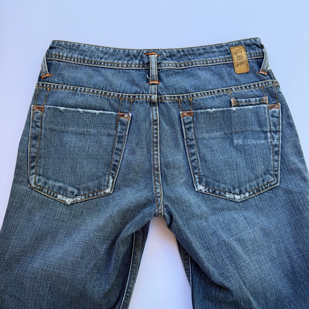 Woman’s Tommy Hilfiger Distressed Badged Jeans RARE! Y2K Size 6 - Picture 5 of 10